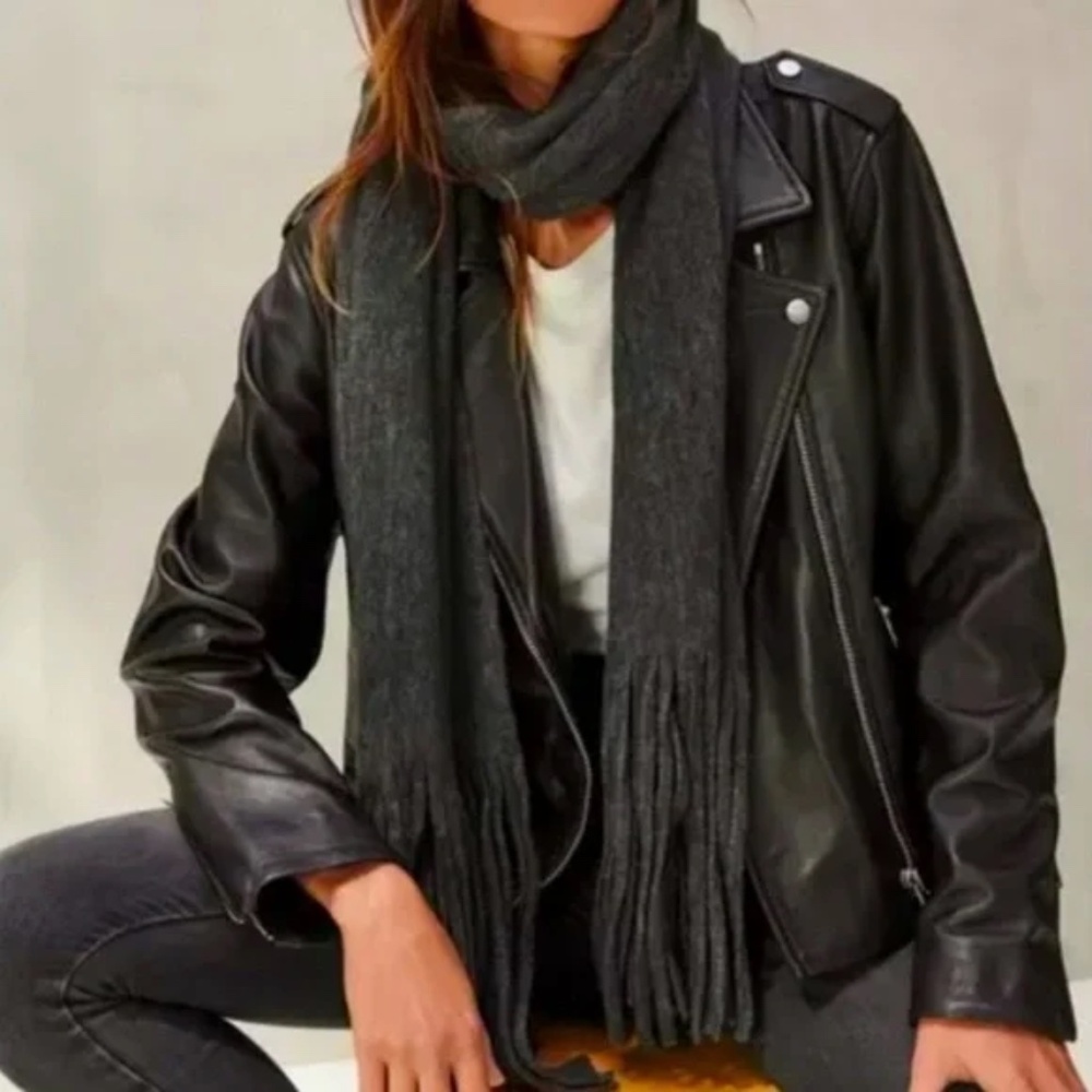 Lucky Brand UNISEX Classic Brushed Charcoal Grey Fringed Scarf NWT